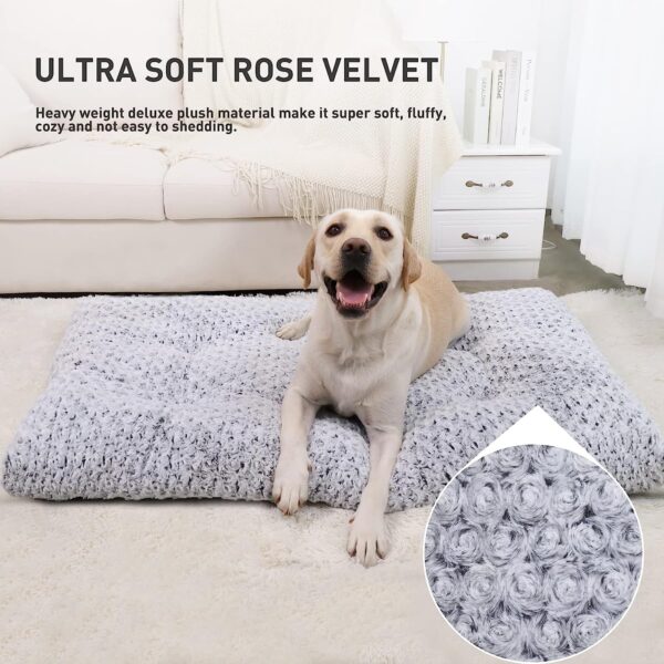 Rose Velvet Dog Mat Pet Bed - Image 10